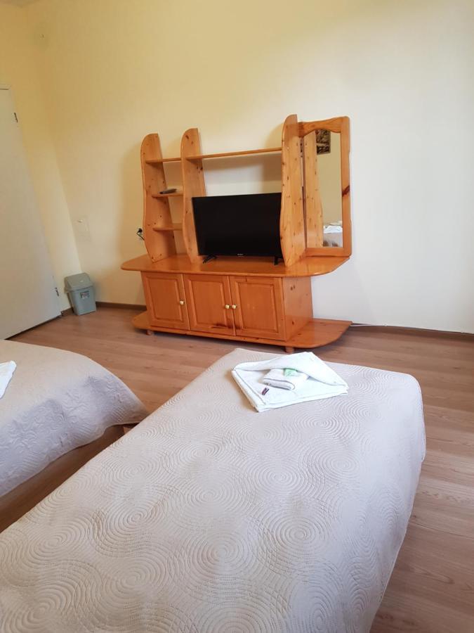 Hotel Къща За Гости Саня Kawarna Zewnętrze zdjęcie